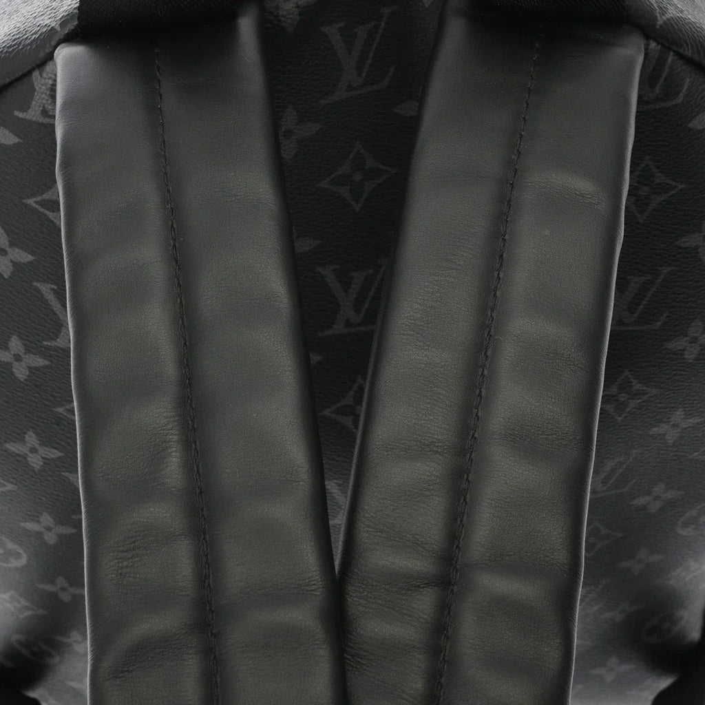 LOUIS VUITTON Discovery Backpack